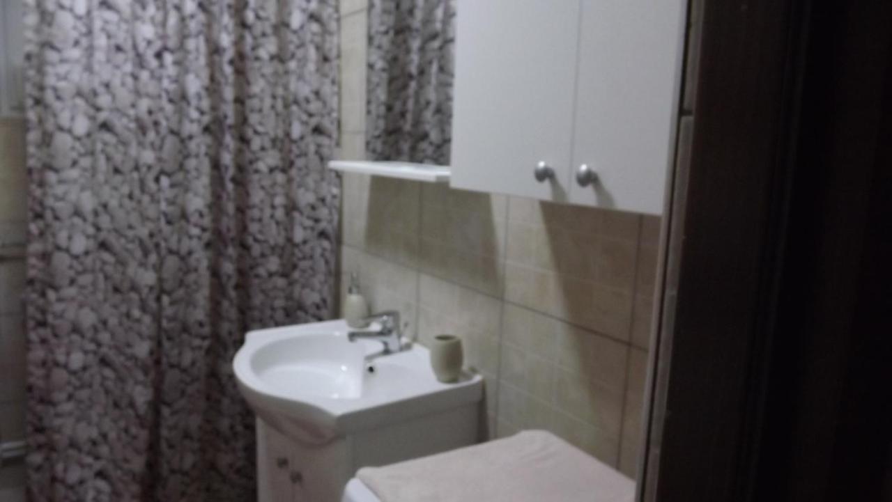 Casa De Oaspeti Boga Pietroasa  Εξωτερικό φωτογραφία