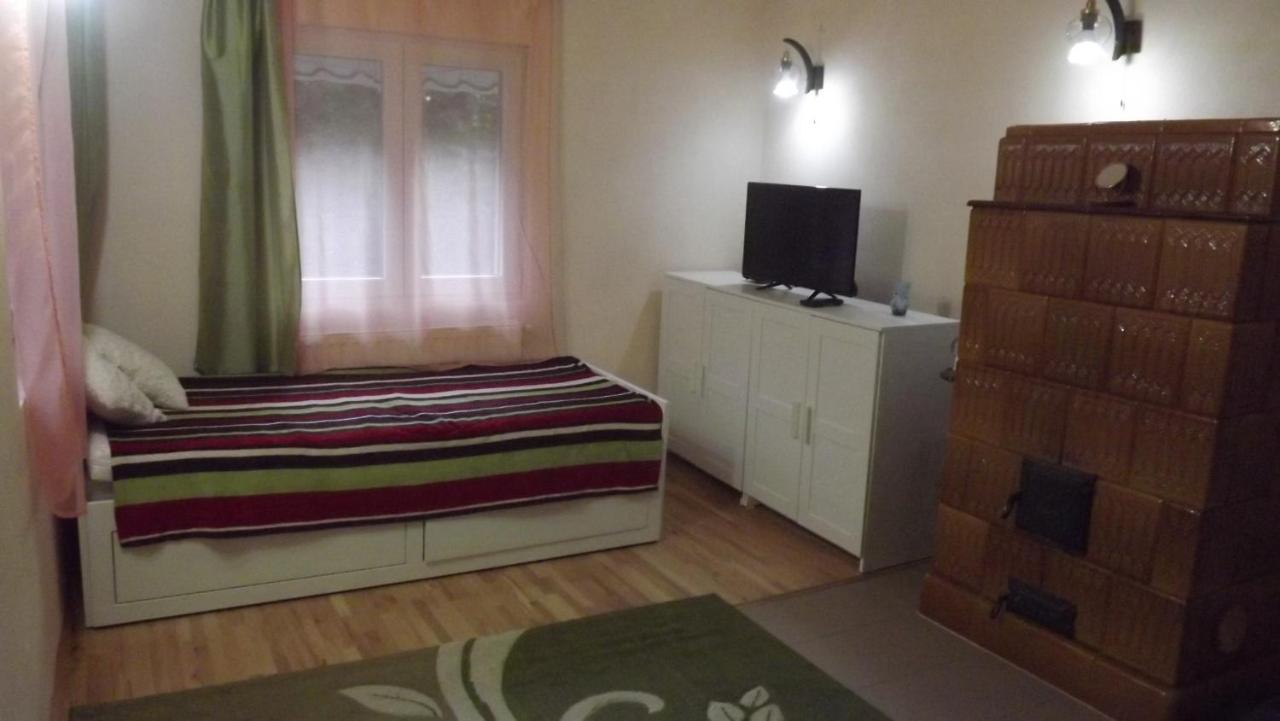 Casa De Oaspeti Boga Pietroasa  Εξωτερικό φωτογραφία