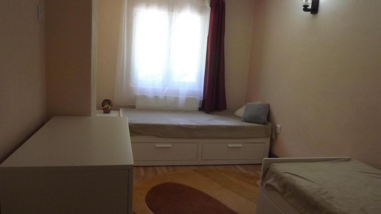 Casa De Oaspeti Boga Pietroasa  Εξωτερικό φωτογραφία