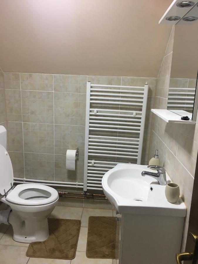 Casa De Oaspeti Boga Pietroasa  Εξωτερικό φωτογραφία